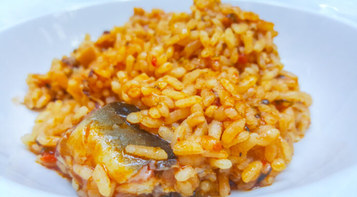 Presentación de las "Jornadas Gastrónomicas del arroz y el vino valenciano" - Arroz meloso "all i pebrat"