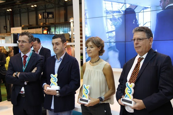 El cocinero Ricard Camarena recibe el premio 'ADN Agro' El cocinero Ricard Camarena recibe el premio 'ADN Agro'