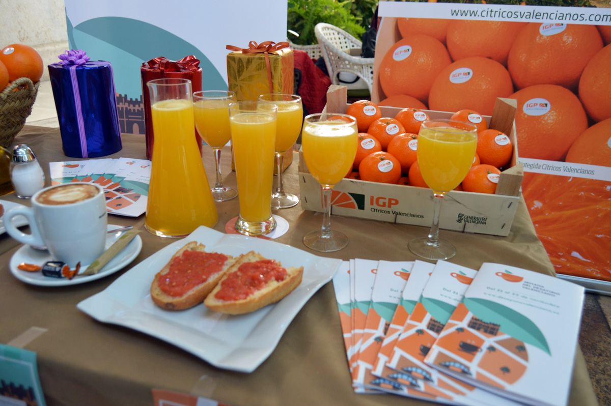 40 cafeterías obsequiarán a sus clientes con zumo de naranja valenciana durante la semana del desayuno valenciano 40 cafeterías obsequiarán a sus clientes con zumo de naranja valenciana durante la semana del desayuno valenciano
