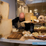La Majada quesos, nuevo espacio gastronómico consagrado al queso artesano en el centro de Valencia