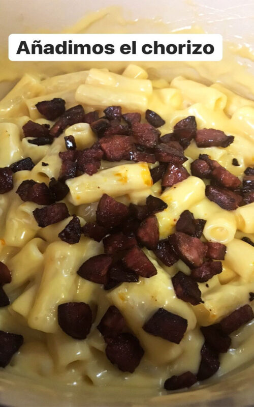 "Paso a paso" con Viernes Gastronómicos y Luis Asensio: receta de pasta con queso y chorizo