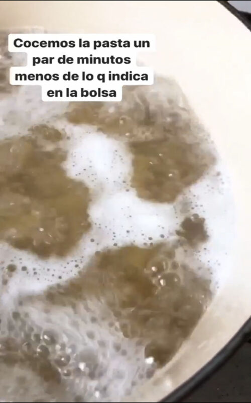 "Paso a paso" con Viernes Gastronómicos y Luis Asensio: receta de pasta con queso y chorizo